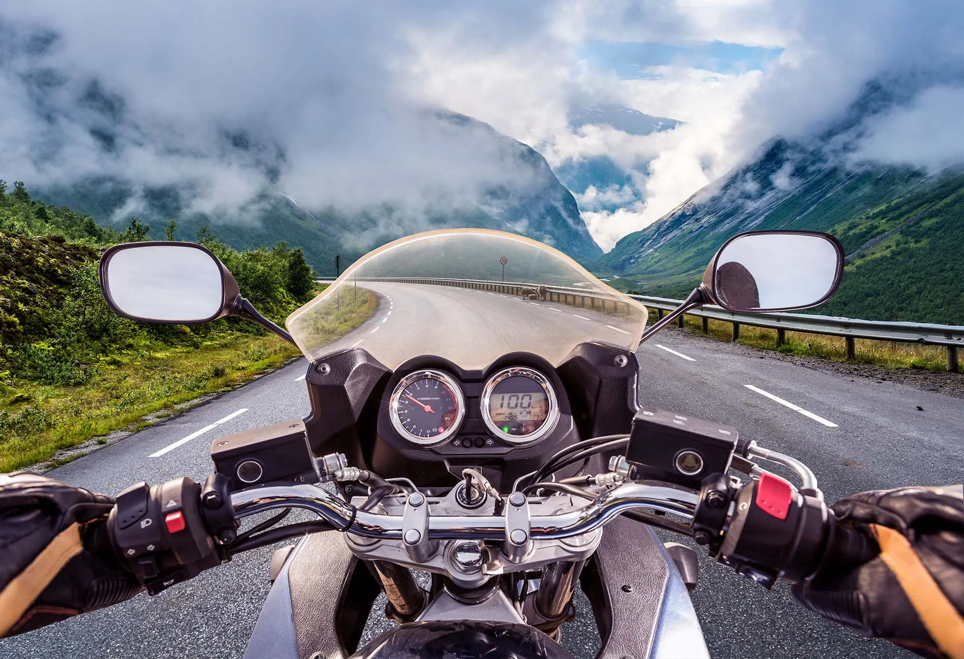 Guía de parabrisas de motocicleta: ¡todo lo que necesitas saber