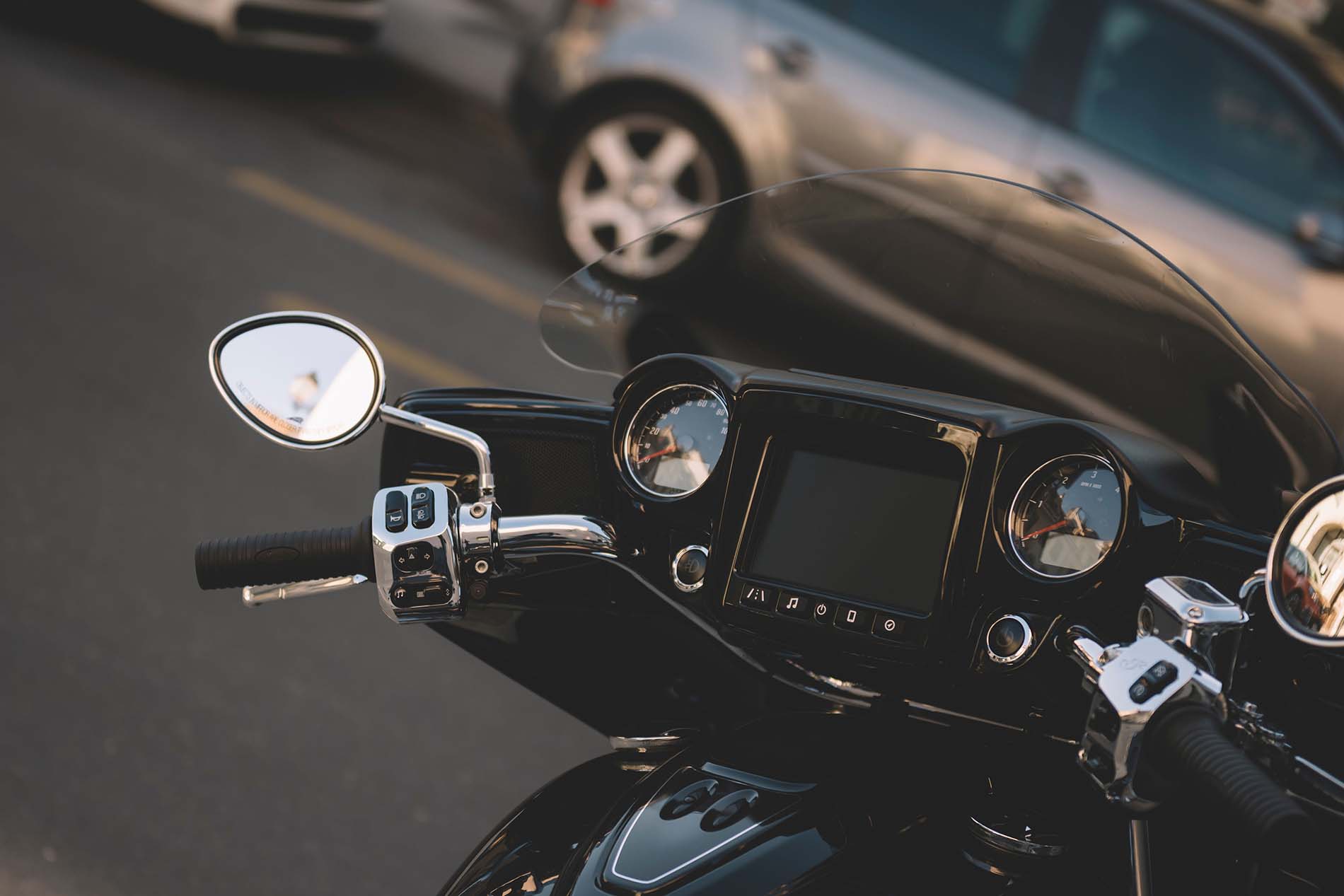 motorcycle screens and motorcycle wind deflectors advantages